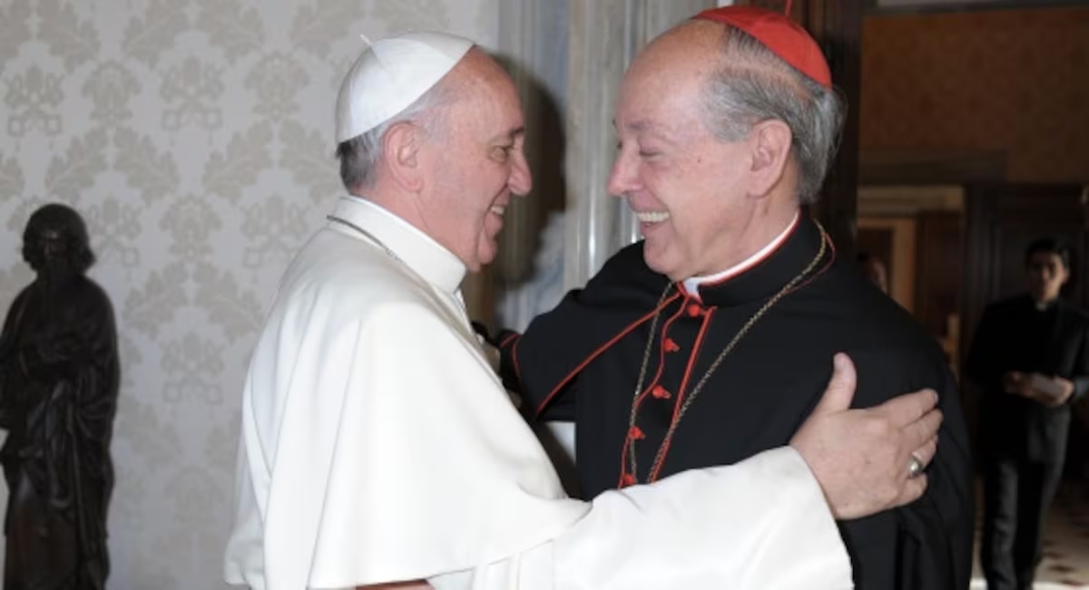 El Vaticano no da marcha atrás y mantiene el exilio de Cipriani por denuncias de abuso sexual