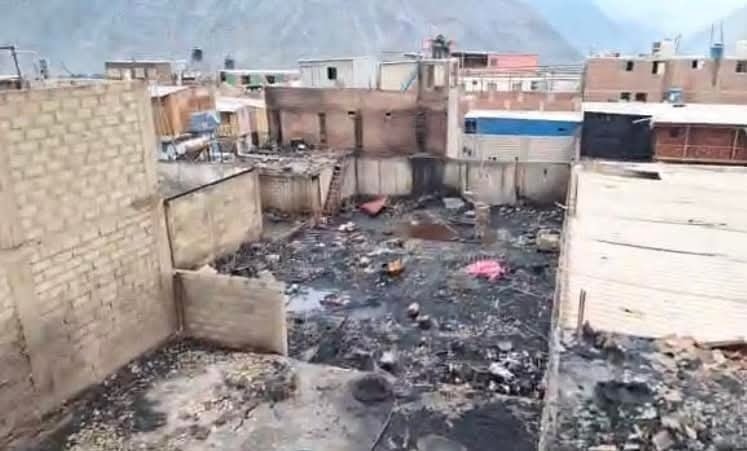 Tragedia en Camaná Secocha, cinco personas incluyendo dos niños, pierden la vida en un devastador incendio registrado en la madrugada de hoy